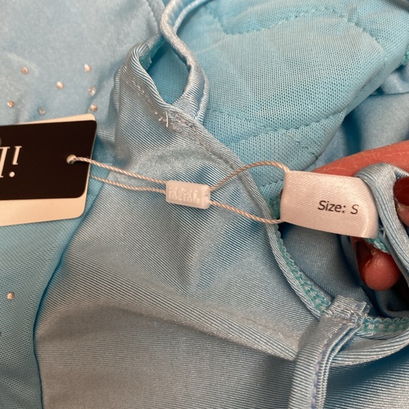 Womens Dance Costume Halter Neck Irregular Hem New w tags - Size Small Adult - Picture 7 of 7